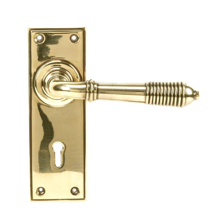 From the Anvil Reeded Lever on Plate - itfitz