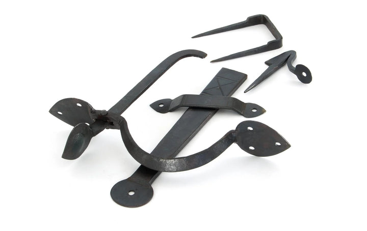 From the Anvil Gothic Thumblatch XL