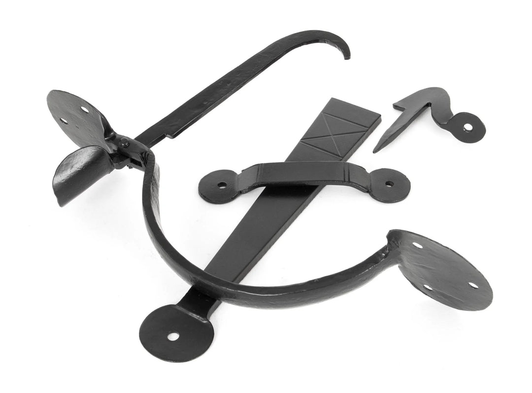 From the Anvil Heavy Bean Thumblatch