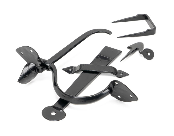 From the Anvil Gothic Thumblatch XL