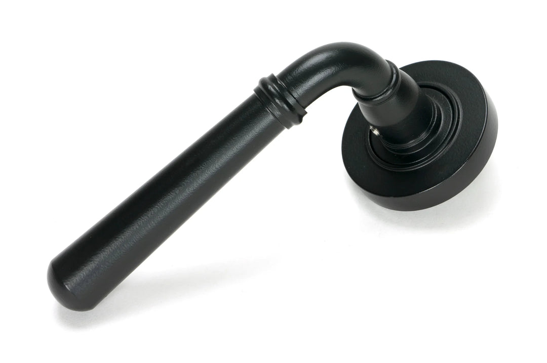 From the Anvil Newbury Lever on Sprung Plain Rose Set - itfitz