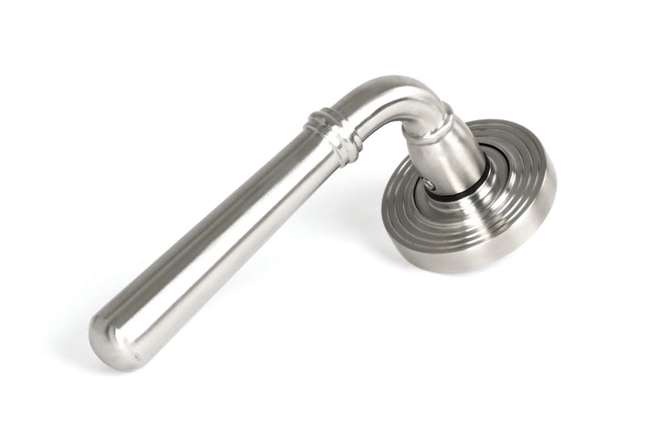 From the Anvil Newbury Lever on Sprung Beehive Rose Set - itfitz