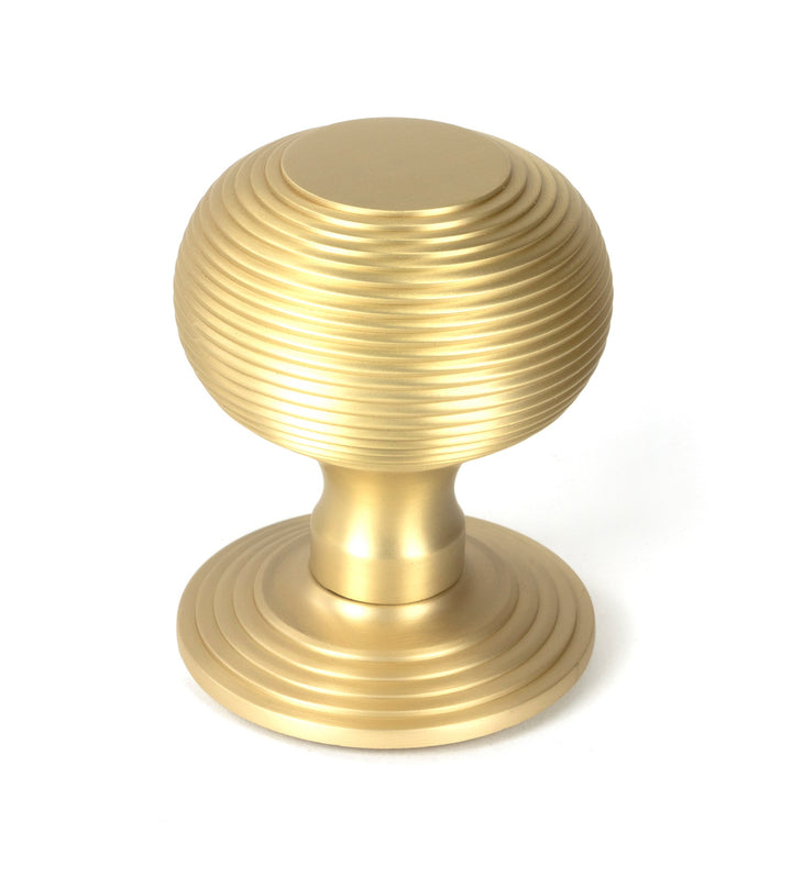 From the Anvil Beehive Centre Door Knob - itfitz