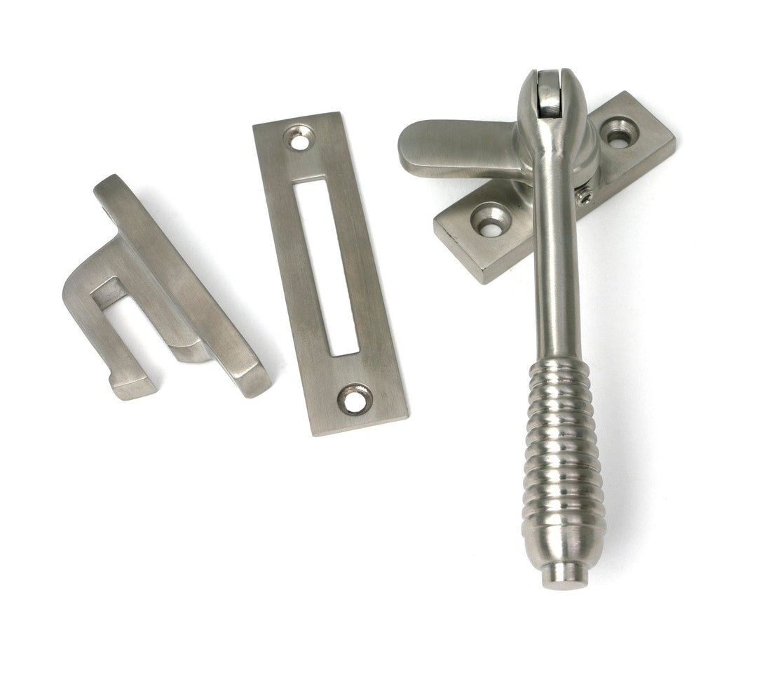 From the Anvil Locking Reeded Fastener
