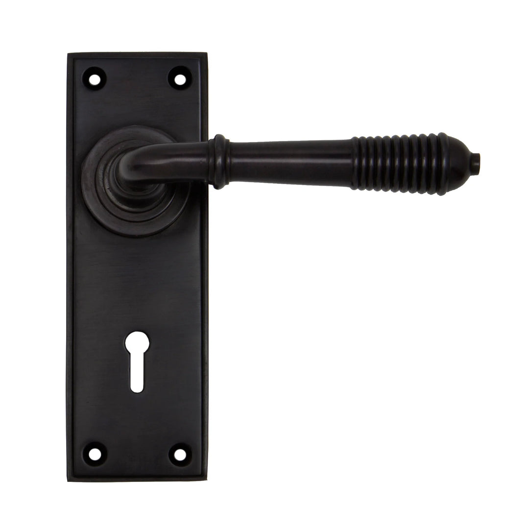 From the Anvil Reeded Lever on Plate - itfitz