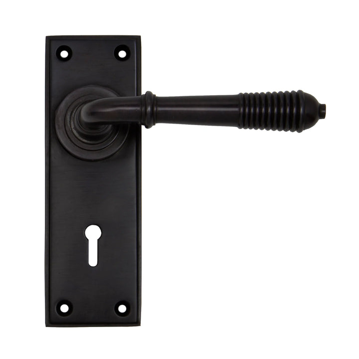 From the Anvil Reeded Lever on Plate - itfitz