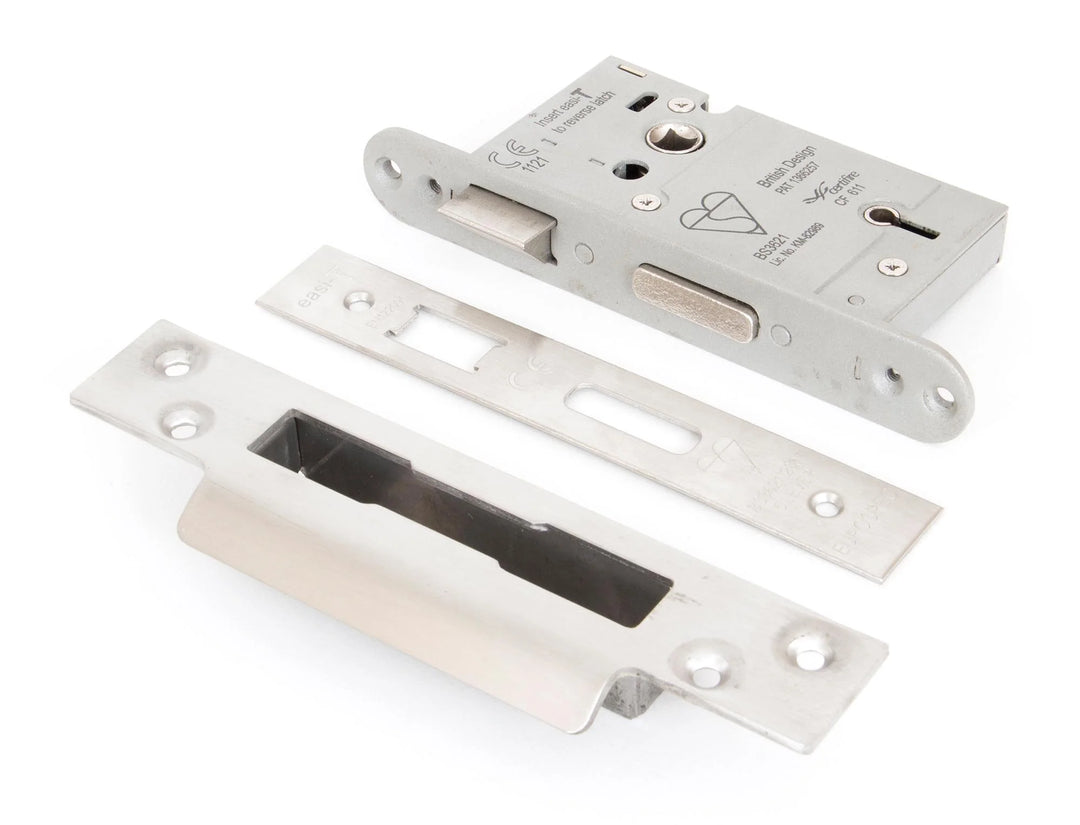From the Anvil Heavy Duty BS3621 2½" 5 Lever Sashlock - 45/66mm