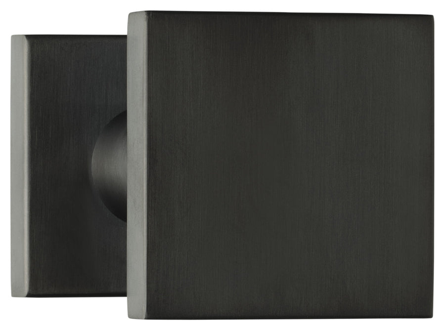 Basics BSQ60V Fixed Offset Front Door Knob - itfitz