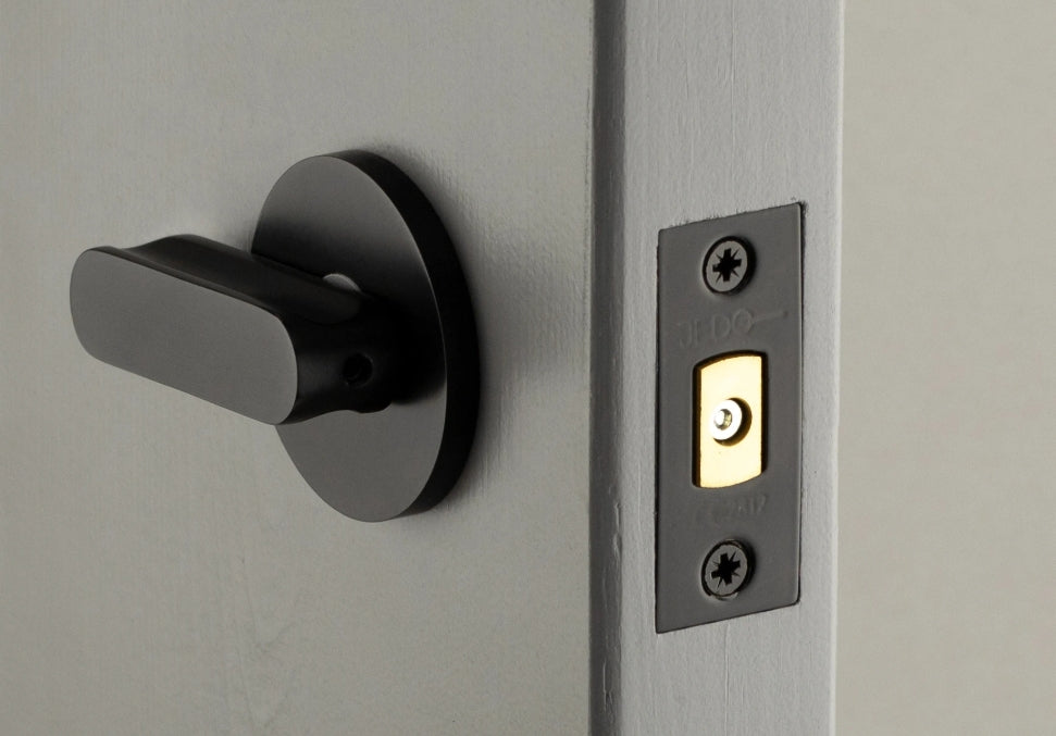 FRELAN CRESS WC TURN PICTURE