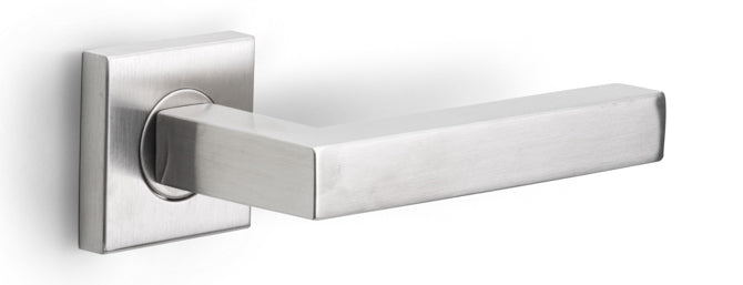 Basics BSQ1 lever handle set