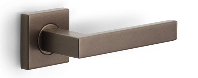 Basics BSQ2 lever handle set