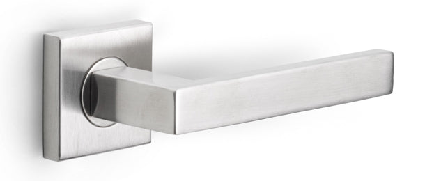 Basics BSQ2 lever handle set