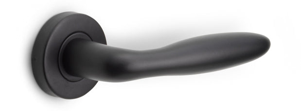 Basics LB18H lever handles set