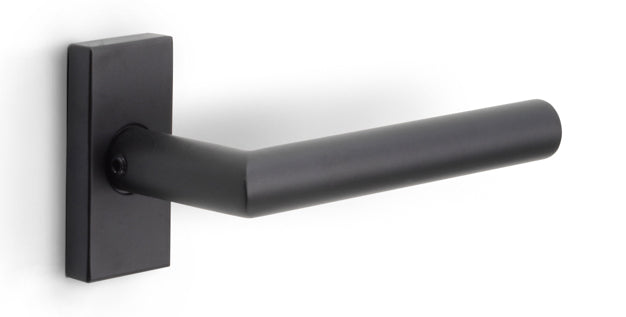 Basics LB2-19Q32 Lever Handle Set