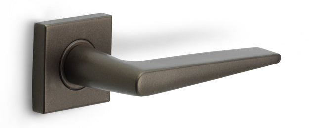 Basics LB21H-BSQ Lever Handle Set