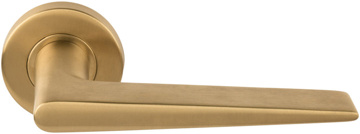 Basics LB21H lever handle set