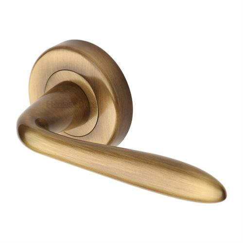 M.Marcus Heritage Brass Sutton Lever Handle Set - itfitz