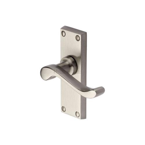 M.Marcus Heritage Brass Bedford Lever Handle on Short Plate - itfitz