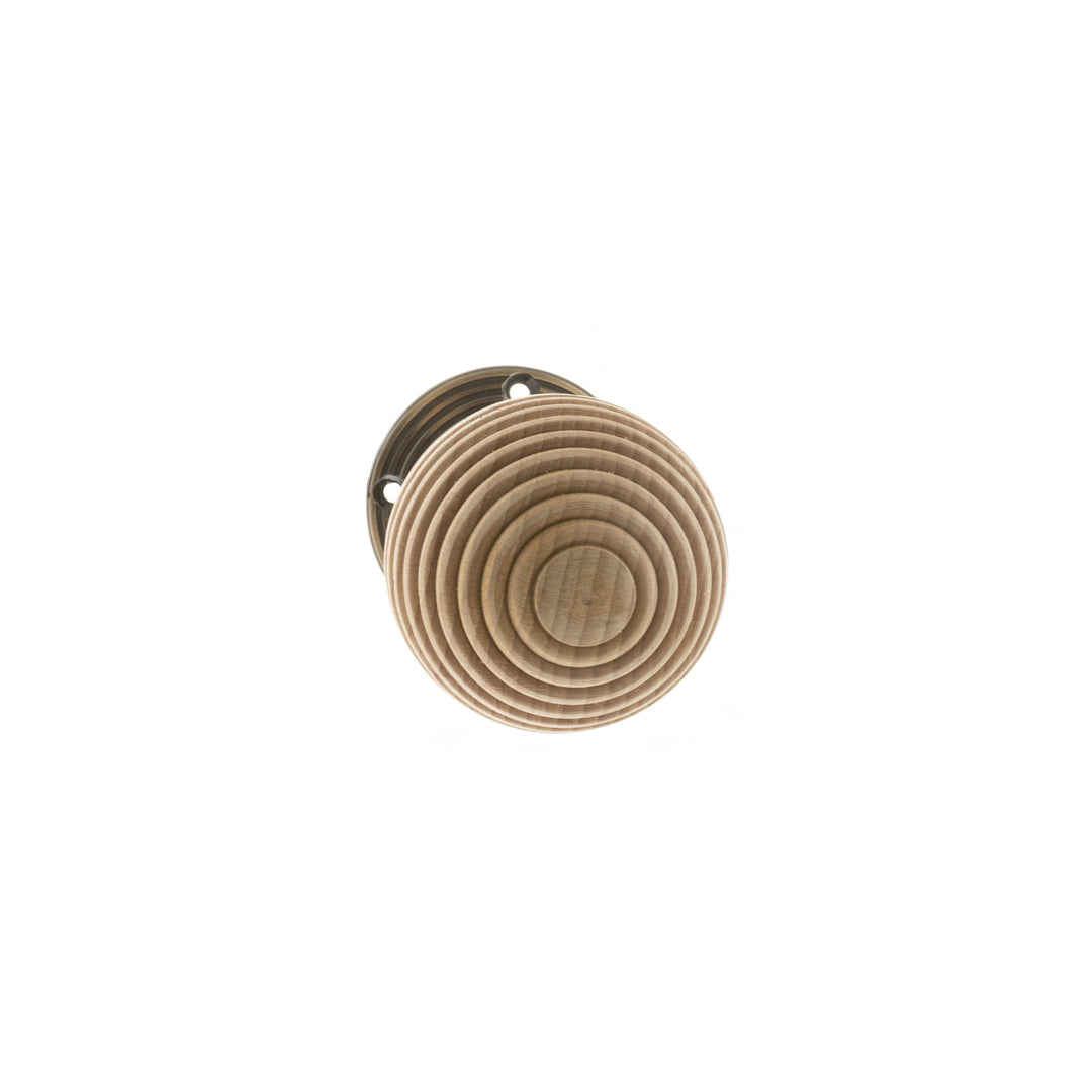 Atlantic Old English Bridlington Beech Wood Reeded Beehive Knob