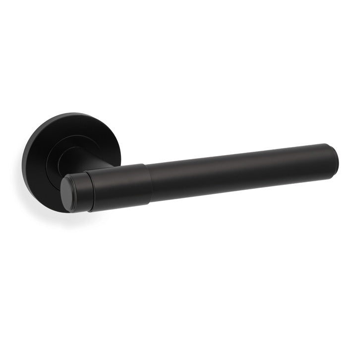 Alexander and Wilks AW241 Kingston Plain Lever Handle - itfitz