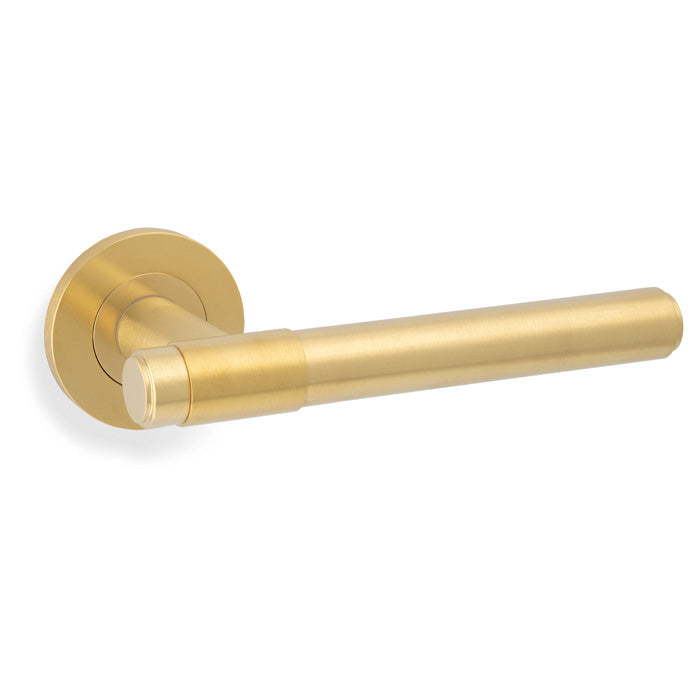 Alexander and Wilks AW241 Kingston Plain Lever Handle - itfitz