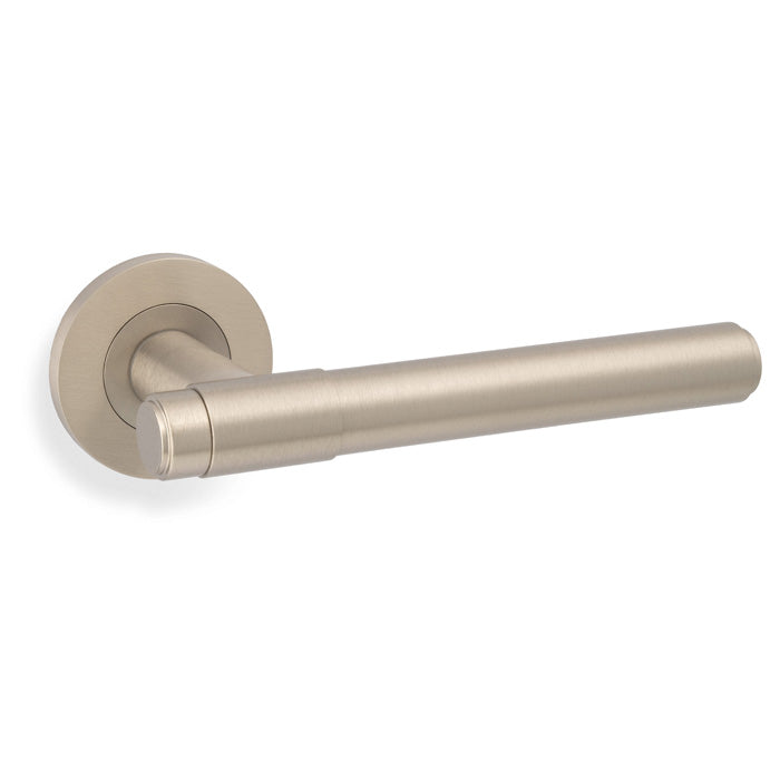 Alexander and Wilks AW241 Kingston Plain Lever Handle - itfitz