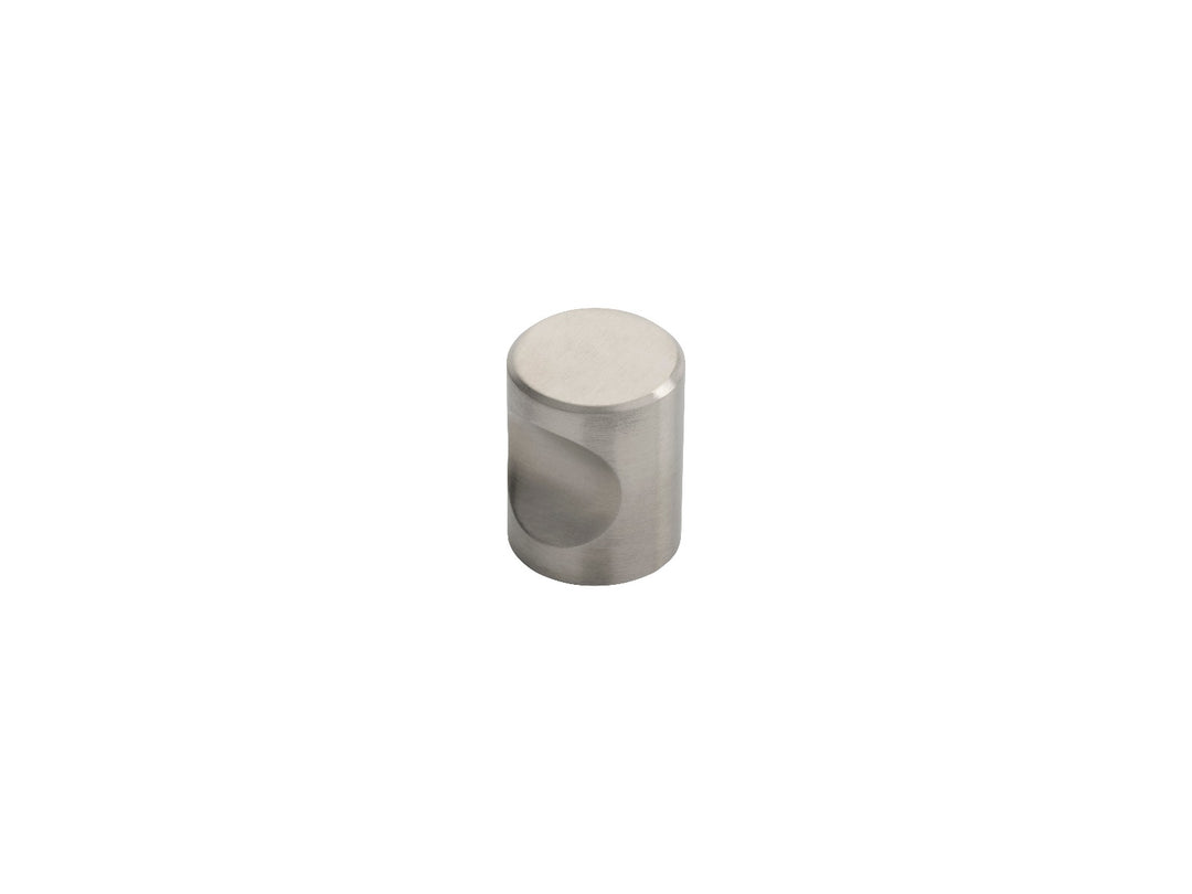 Carlisle Brass Round Cut Cabinet Knob