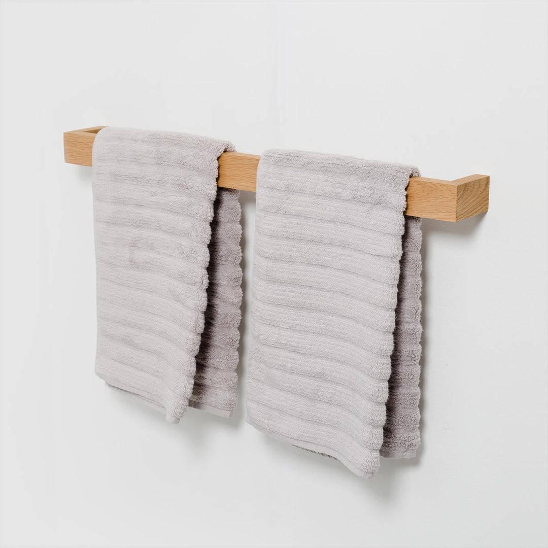 WIREWORKS 66019 Natural Oak Slimline Towel Rail - 720mm